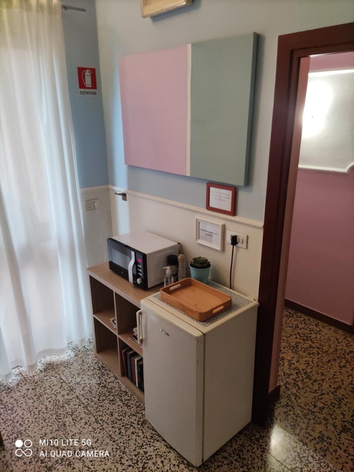 Hostal D'Annunzio House Cesano Boscone Exterior foto